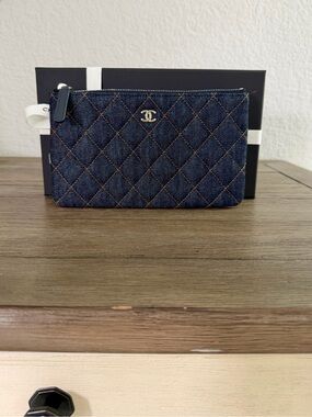 BRAND NEW CHANEL Dark Denim Quilted Zip Pouch with Gold CC